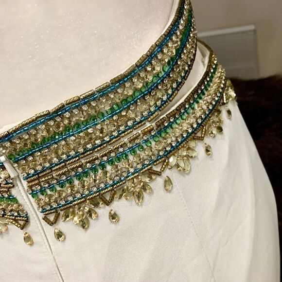 Stunning Halter Beaded & Sequined 1 Piece Fishtail Gown - Picture 10 of 12